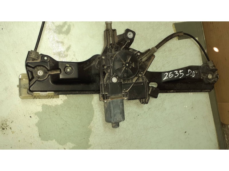 Recambio de elevalunas delantero derecho para opel adam unlimited ecoflex referencia OEM IAM C02551103 C02555101 ELECTRICO