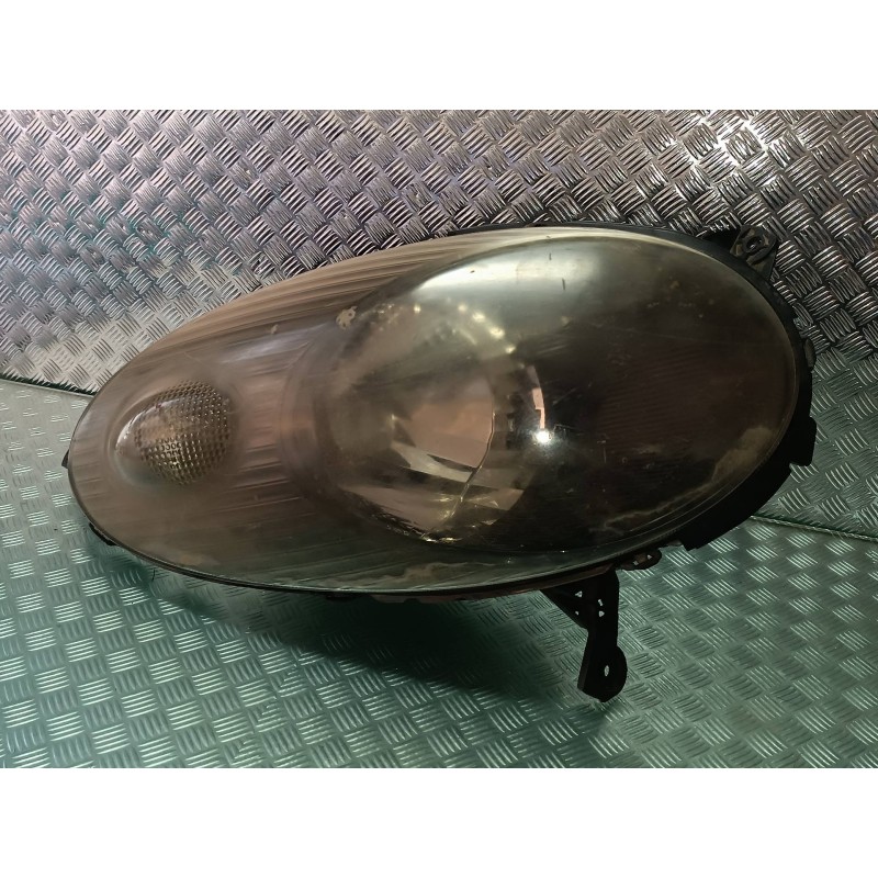 Recambio de faro derecho para nissan micra (k12e) acenta referencia OEM IAM 26010AX705 89007480 