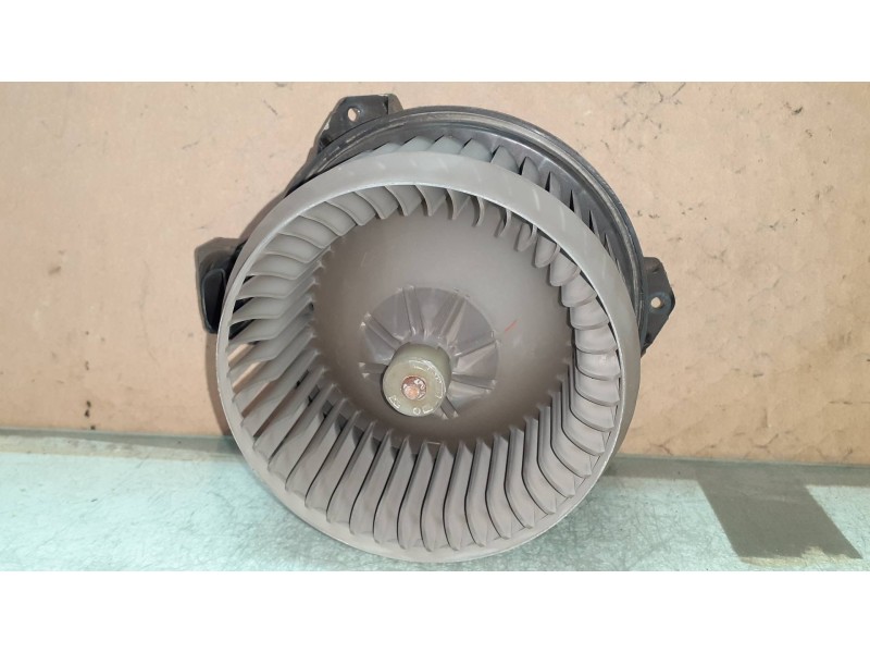 Recambio de ventilador calefaccion para toyota yaris live referencia OEM IAM AV2727000311 CONECTOR 2 PINES DENSO