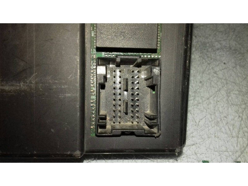 Recambio de mando climatizador para alfa romeo 147 (190) 1.6 t.spark distinctive referencia OEM IAM 07352944650  