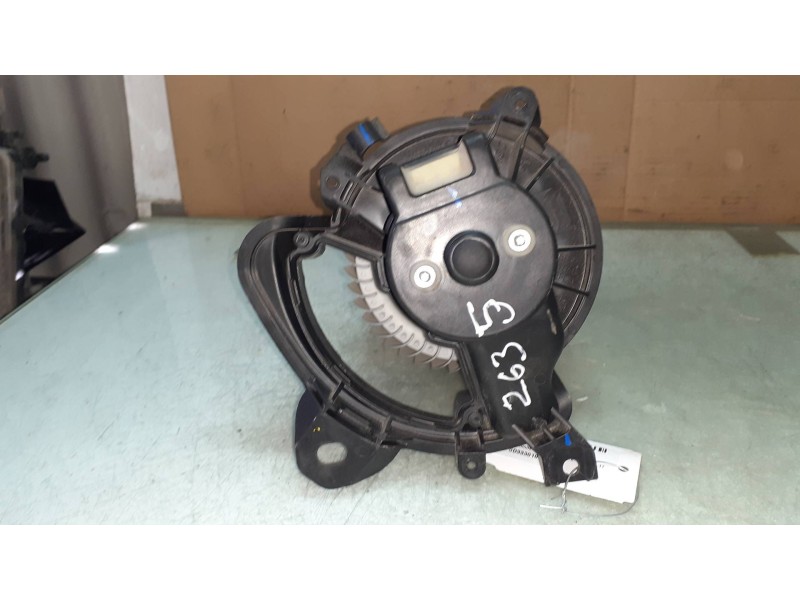 Recambio de ventilador calefaccion para opel adam unlimited ecoflex referencia OEM IAM 5D3330100  5D3130100