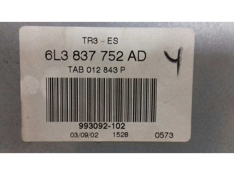 Recambio de elevalunas delantero derecho para seat ibiza (6l1) sport referencia OEM IAM 6L3837752AD 6L3837756H ELECTRICO