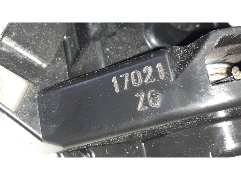 Recambio de cerradura puerta delantera izquierda para toyota yaris live referencia OEM IAM 17021Z6  ELECTRICA