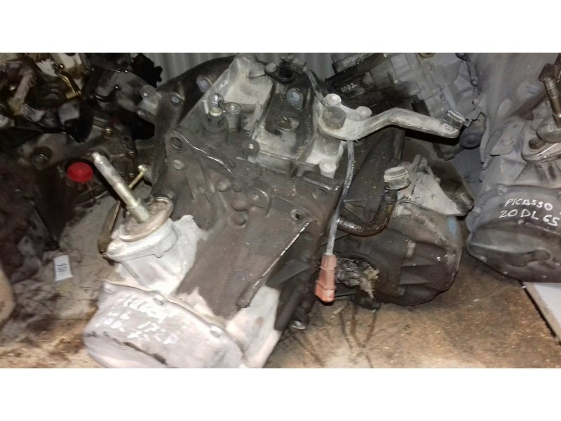 Recambio de caja cambios para peugeot 206 berlina x-line referencia OEM IAM 20DL72  5 VELOCIDADES
