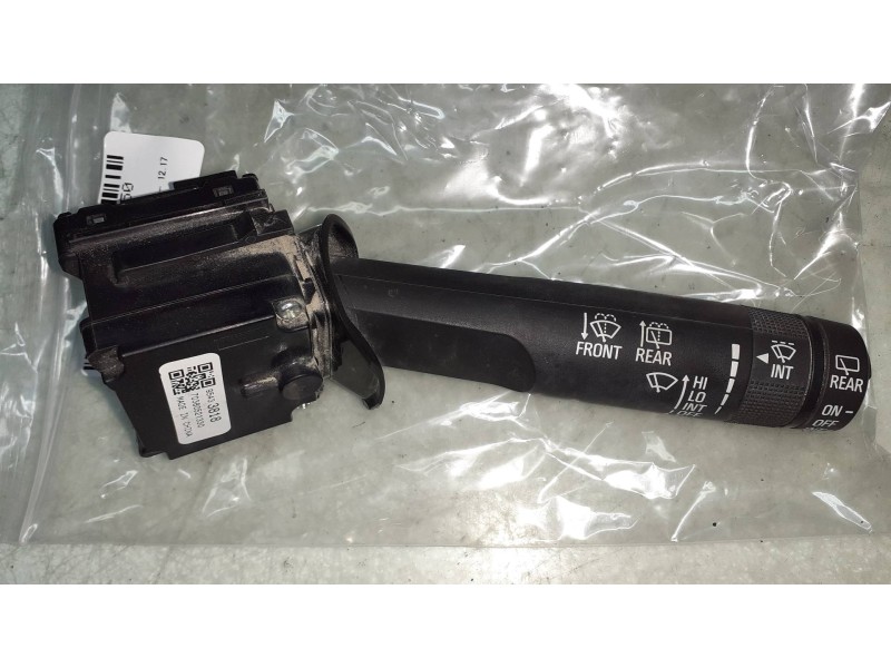 Recambio de mando limpia para opel adam unlimited ecoflex referencia OEM IAM 95433818 CONECTOR 8 PINES 70380521330