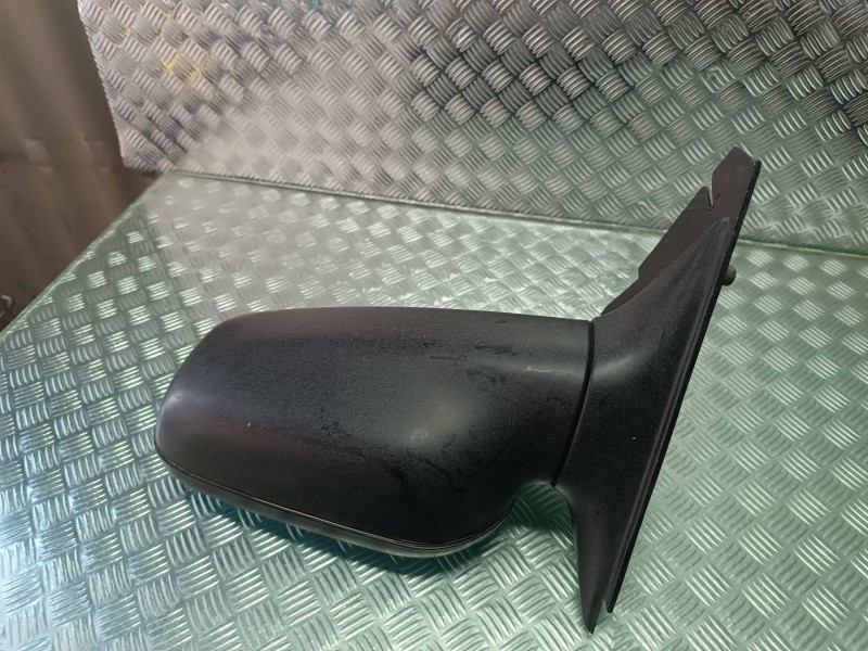 Recambio de retrovisor izquierdo para audi 100 berlina (c4) quattro referencia OEM IAM 4A1857501H 0117363 ELECTRICO