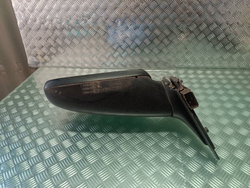 Recambio de retrovisor izquierdo para audi 100 berlina (c4) quattro referencia OEM IAM 4A1857501H 0117363 ELECTRICO