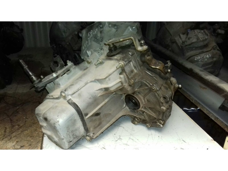 Recambio de caja cambios para peugeot 206 berlina x-line referencia OEM IAM 20CN38  5 VELOCIDADES