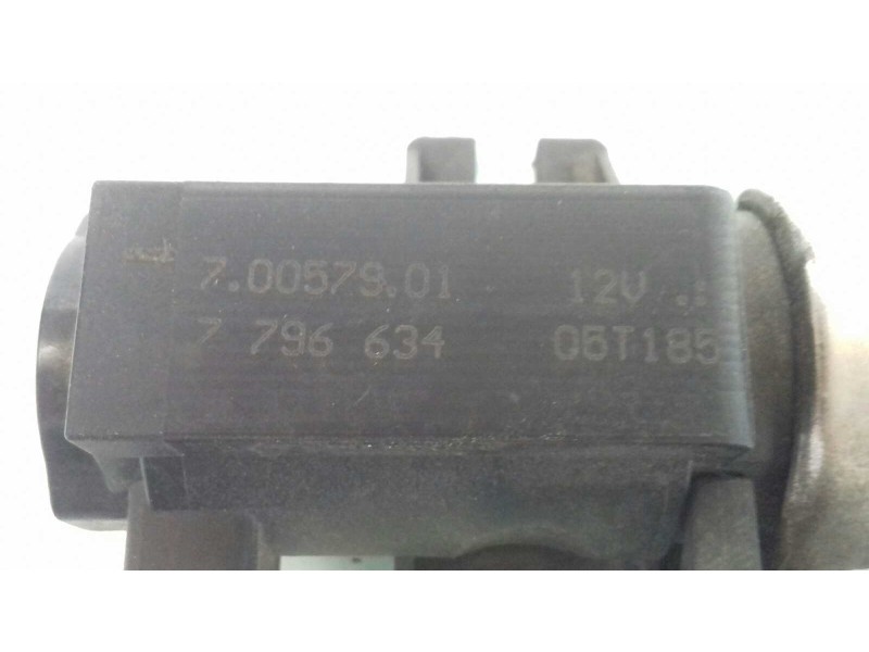 Recambio de valvula aire adicional para bmw serie 3 berlina (e46) 320d referencia OEM IAM 70057901 7796634 12V