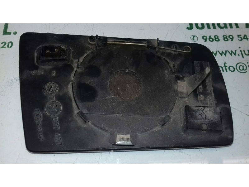 Recambio de cristal retrovisor izquierdo para mercedes-benz clase c (w202) berlina referencia OEM IAM 2028100121  TERMICO