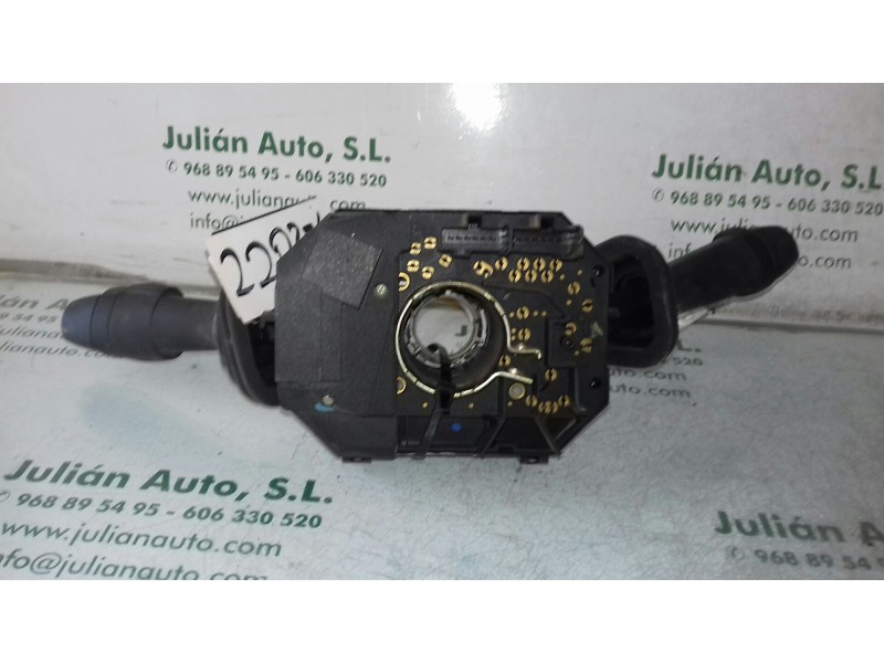 Recambio de mando luces para fiat stilo (192) 1.9 jtd 115 dynamic sky window referencia OEM IAM 0735368247  