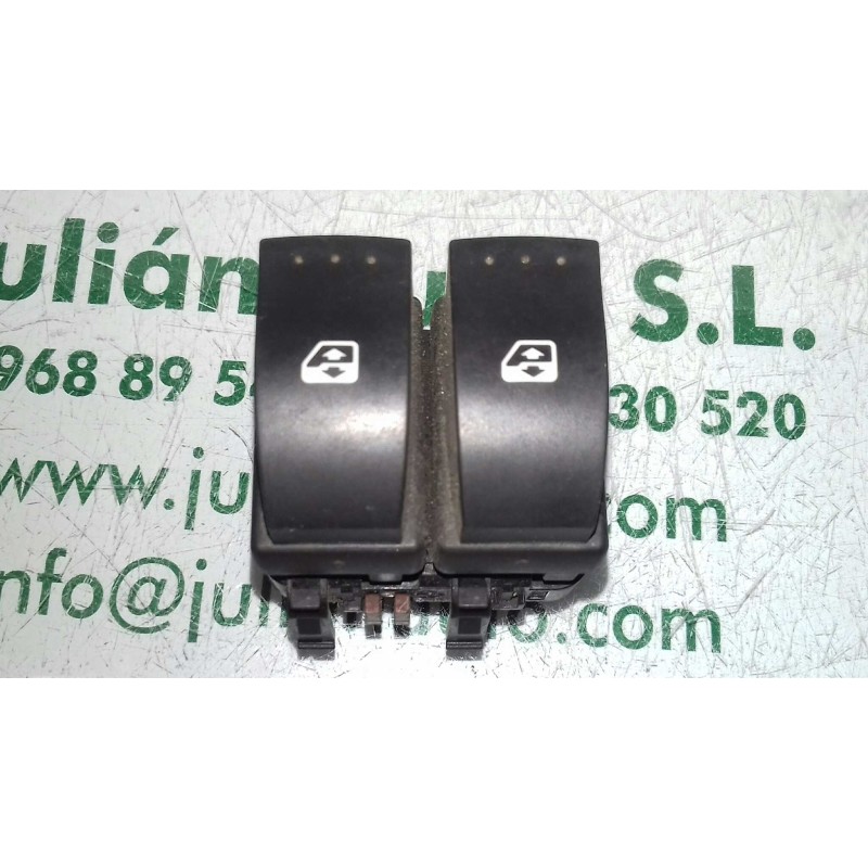 Recambio de mando elevalunas delantero izquierdo para renault scenic ii referencia OEM IAM 315050A  MARRON