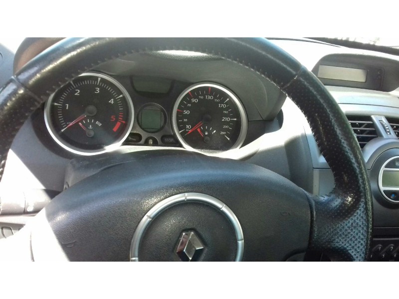 renault megane ii classic berlina del año 2006
