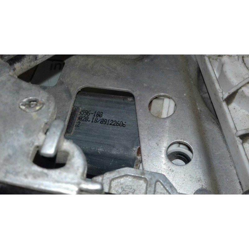 Recambio de elevalunas delantero derecho para mercedes-benz clase s (w220) berlina referencia OEM IAM A2207202446  ELECTRICO