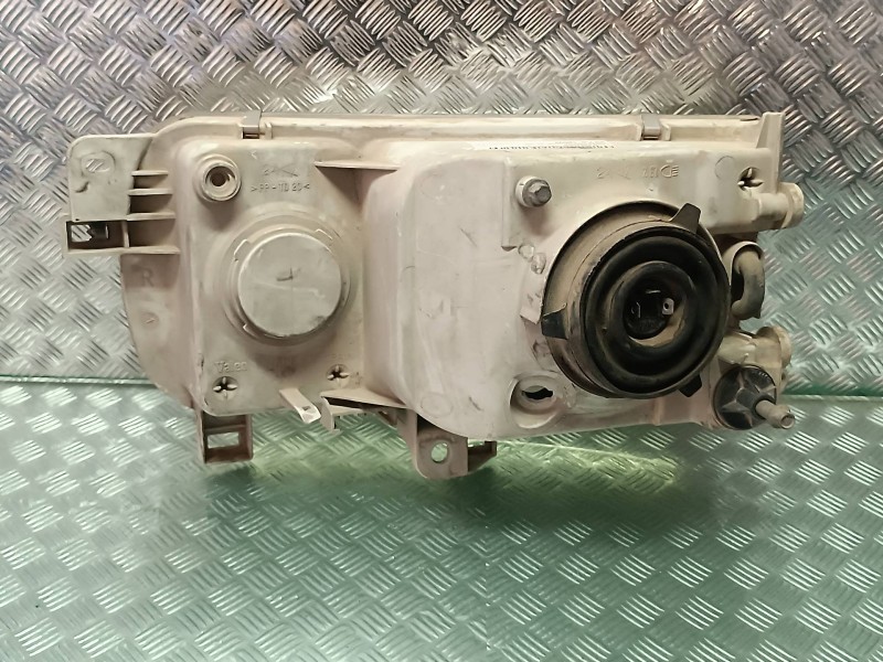 Recambio de faro derecho para nissan vanette cargo vanette cargo combi - 5 referencia OEM IAM 020022  VALEO