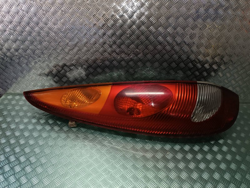 Recambio de piloto trasero izquierdo para nissan almera tino (v10m) comfort referencia OEM IAM    Recambio de piloto trasero izquierdo para nissan almera tino (v10m) comfort referencia OEM IAM