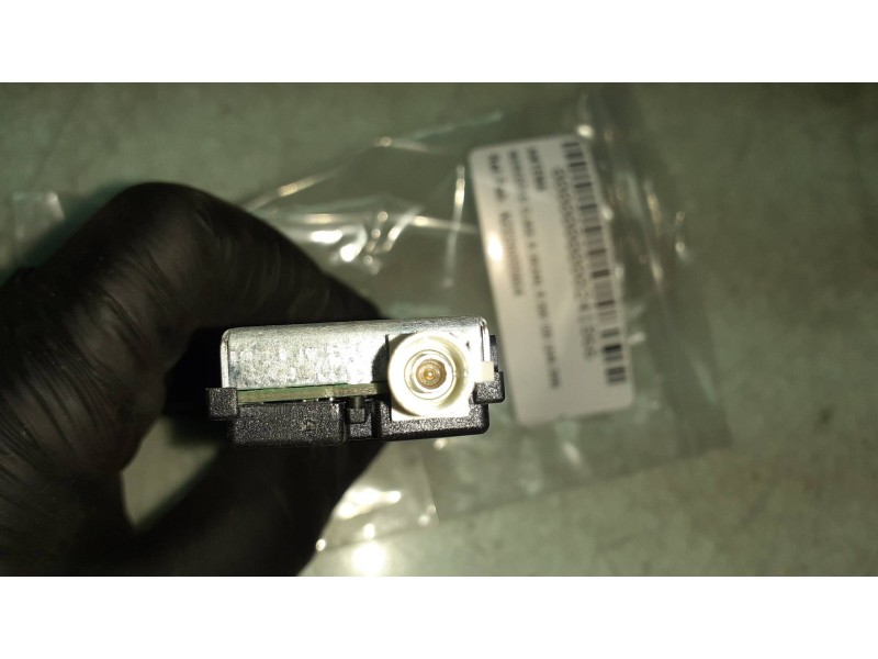 Recambio de antena para mercedes-benz clase b (w246) b 200 cdi (246.208) referencia OEM IAM A2229055904 920581212 