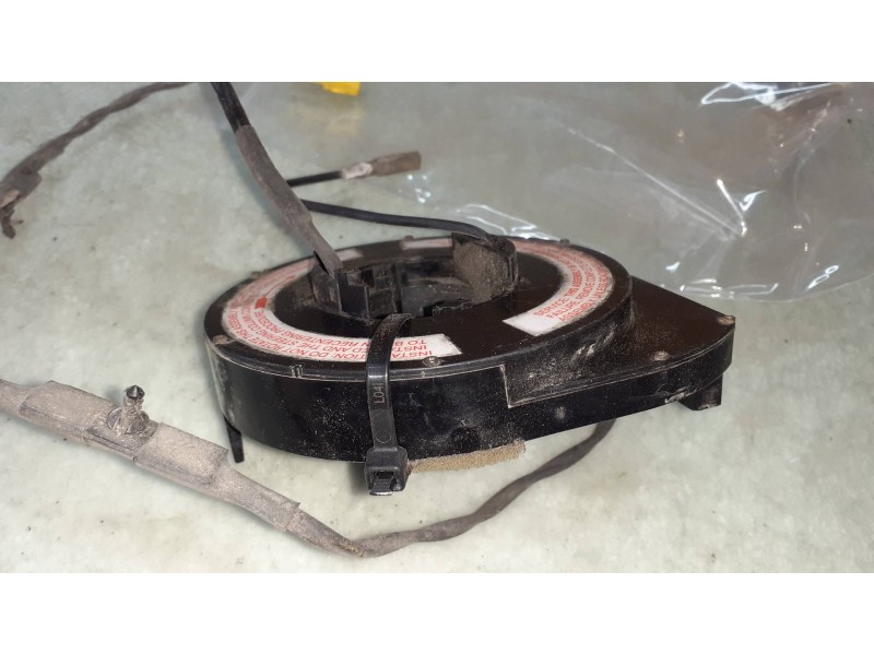 Recambio de anillo airbag para chrysler voyager (gs) 2.5 td le referencia OEM IAM 4688550 23199  Recambio de anillo airbag para chrysler voyager (gs) 2.5 td le referencia OEM IAM 4688550 23199