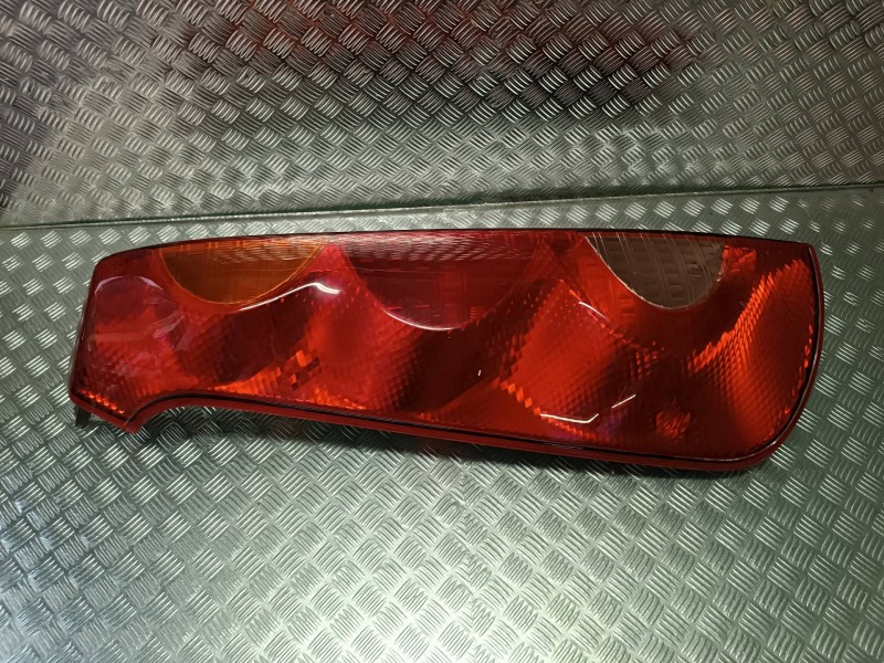 Recambio de piloto trasero izquierdo para nissan note (e11e) tekna premium referencia OEM IAM   