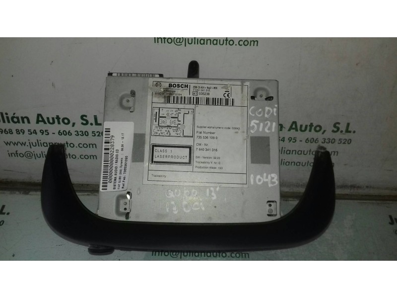 Recambio de sistema audio / radio cd para fiat qubo (300) dynamic referencia OEM IAM 7355361090  
