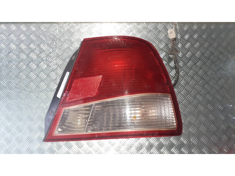 Recambio de piloto trasero derecho para hyundai accent (lc) gl 4p referencia OEM IAM   