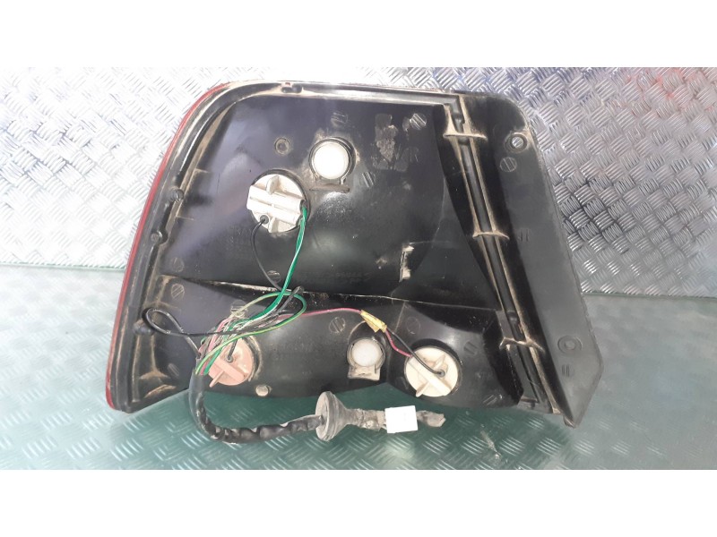 Recambio de piloto trasero derecho para hyundai accent (lc) gl 4p referencia OEM IAM   