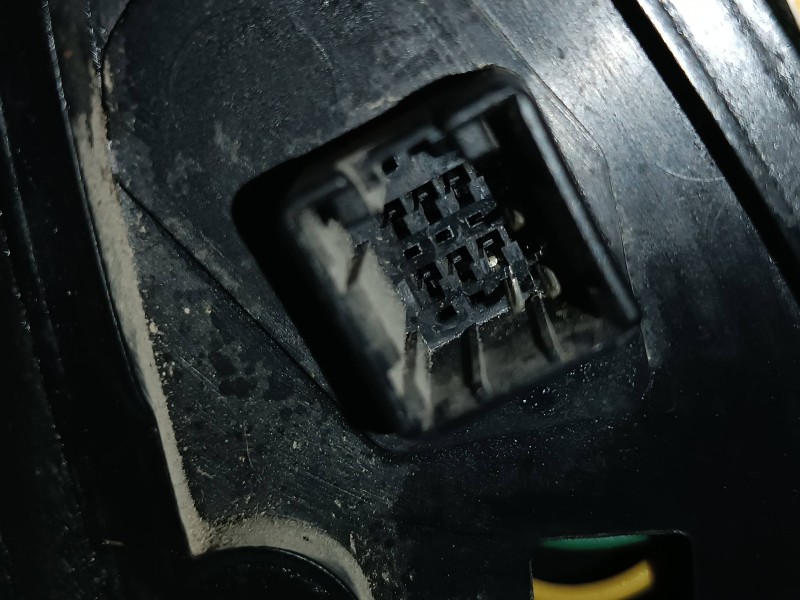 Recambio de retrovisor izquierdo para kia rio ls berlina (5-ptas.) referencia OEM IAM 015762  ELECTRICO