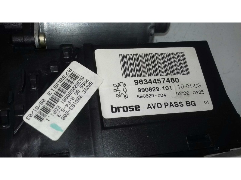 Recambio de elevalunas delantero derecho para peugeot 307 (s1) xt referencia OEM IAM 9634456880 9634457480 ELECTRICO