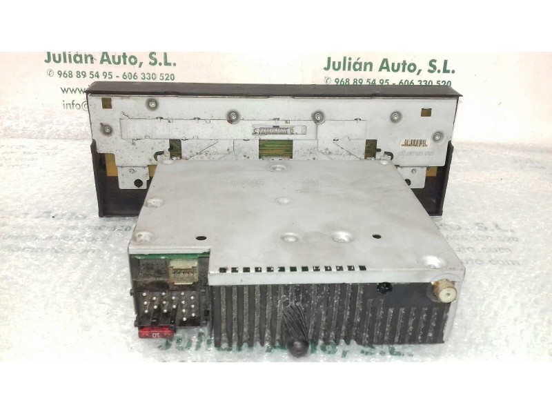 Recambio de sistema audio / radio cd para bmw serie 5 berlina (e39) 530d referencia OEM IAM 33501311581261  