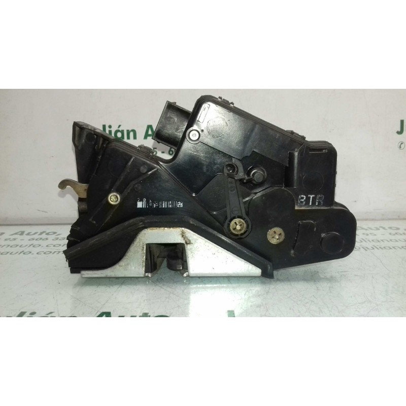 Recambio de cerradura puerta delantera derecha para bmw serie 3 berlina (e46) 320d referencia OEM IAM  7 PINES NEGRO