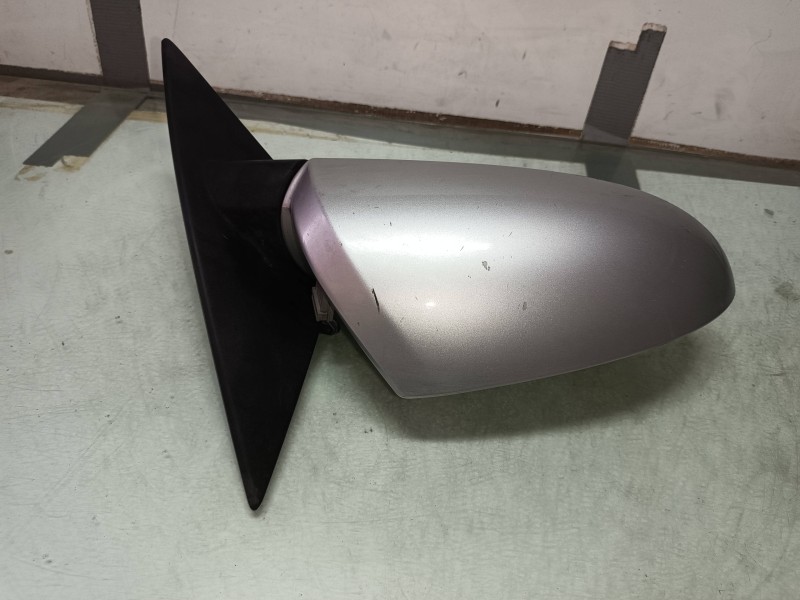 Recambio de retrovisor derecho para nissan primera berlina (p12) acenta referencia OEM IAM 96301AU417  ELECTRICO