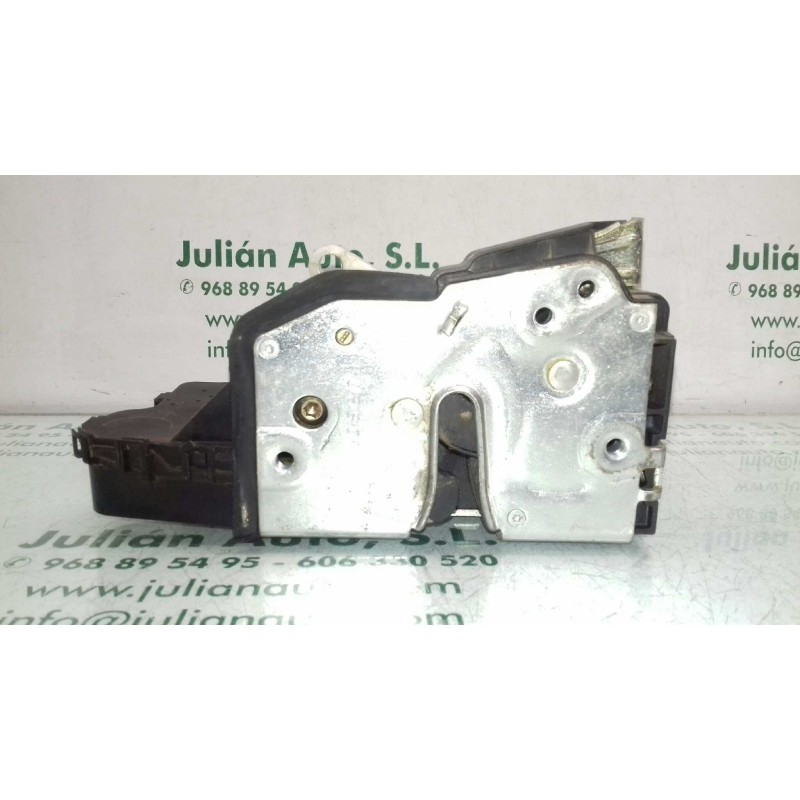 Recambio de cerradura puerta delantera derecha para bmw serie 3 berlina (e46) 320d referencia OEM IAM  7 PINES NEGRO