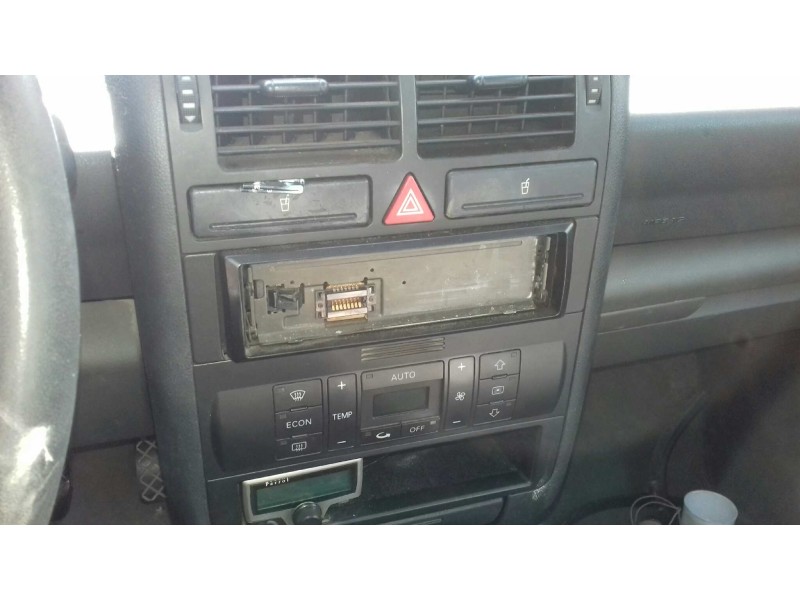 audi a2 (8z) del año 2001