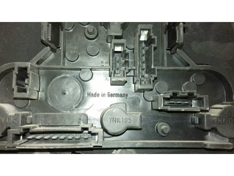 Recambio de piloto trasero derecho para volkswagen golf iii berlina (1h1) s referencia OEM IAM 1H6945112  