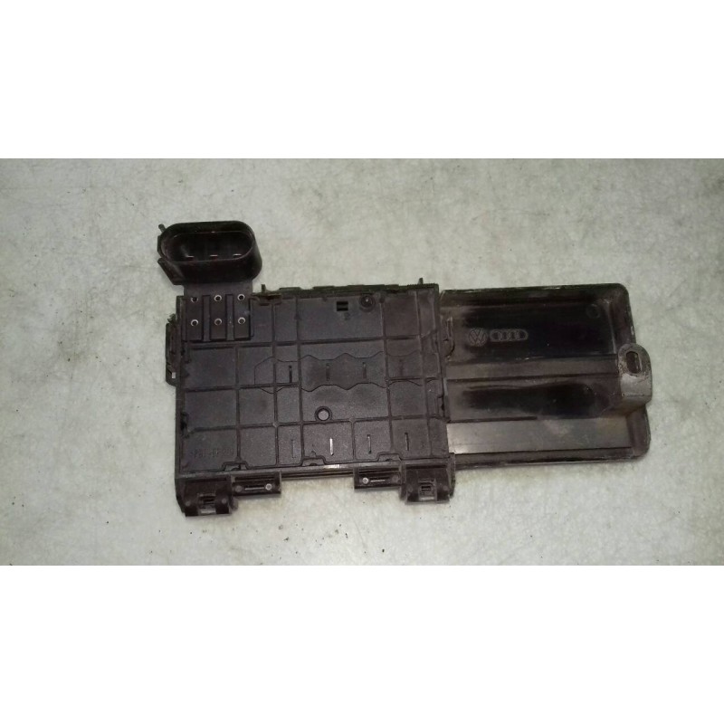 Recambio de caja reles / fusibles para volkswagen golf iv berlina (1j1) 1.8 20v turbo referencia OEM IAM 1J0937550  