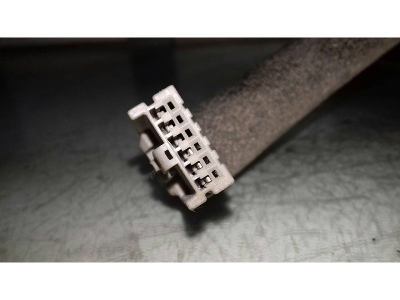 Recambio de retrovisor izquierdo para nissan almera tino (v10m) acenta referencia OEM IAM 015541  ELECTRICO