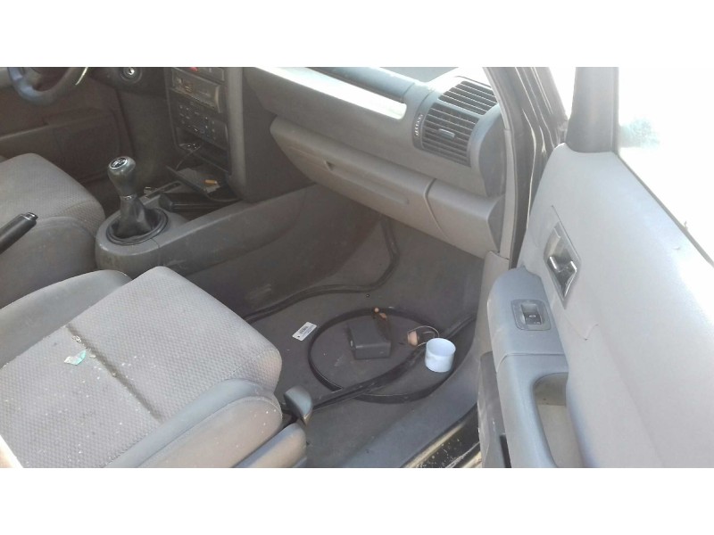 audi a2 (8z) del año 2001