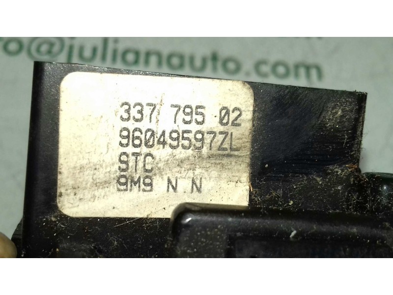Recambio de mando limpia para peugeot 206 berlina xs referencia OEM IAM 33779502 96045597ZL JAEGER