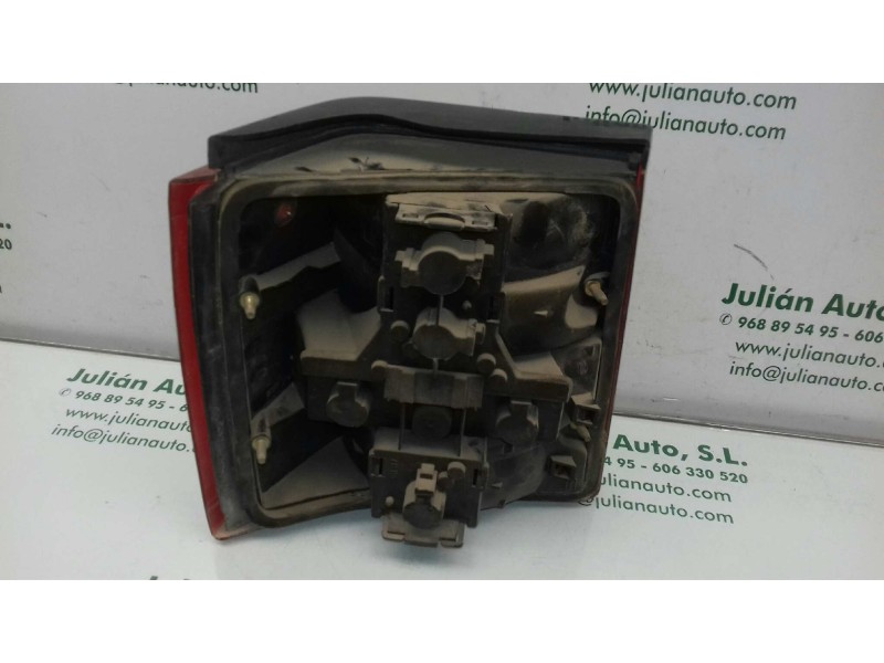 Recambio de piloto trasero derecho para seat ibiza glx referencia OEM IAM 961808  