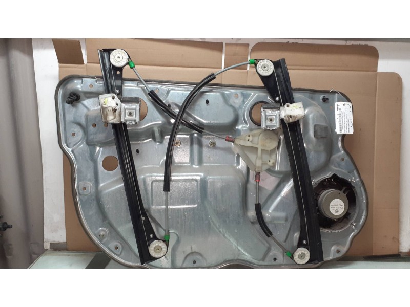 Recambio de elevalunas delantero derecho para volkswagen polo (9n1) conceptline referencia OEM IAM 6Q4837402H 6Q4827402H ELECTRI