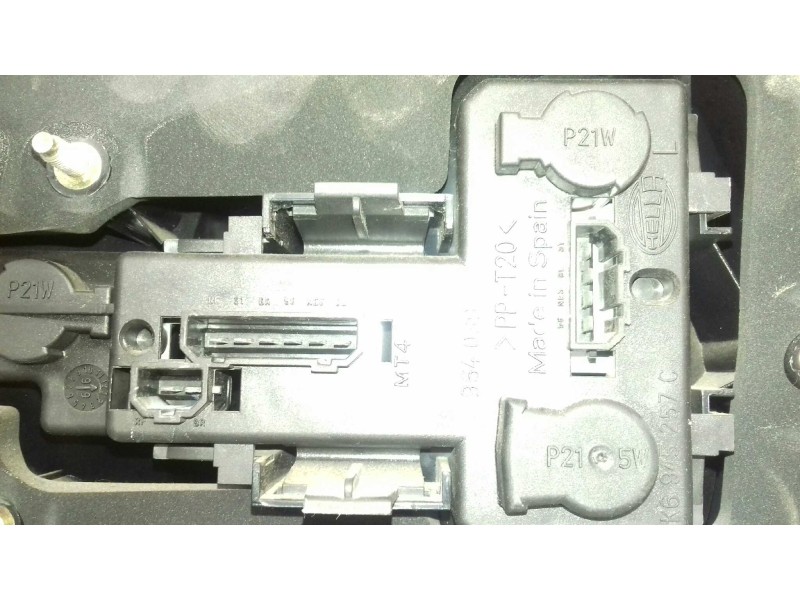 Recambio de piloto trasero izquierdo para seat ibiza (6k1) select referencia OEM IAM 6K6945257C 6K6945111G EXT - ALETA