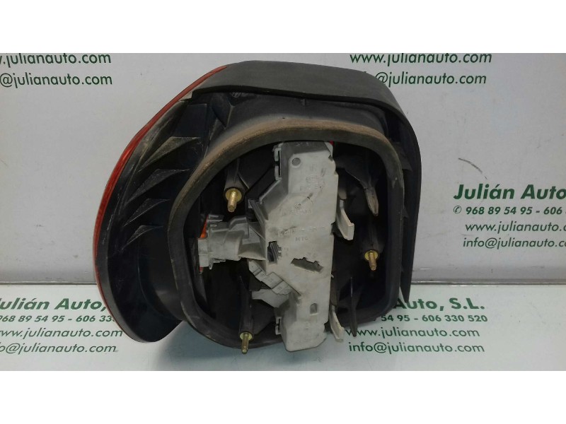 Recambio de piloto trasero derecho para volkswagen polo berlina (6n1) concept referencia OEM IAM 6N0945096  