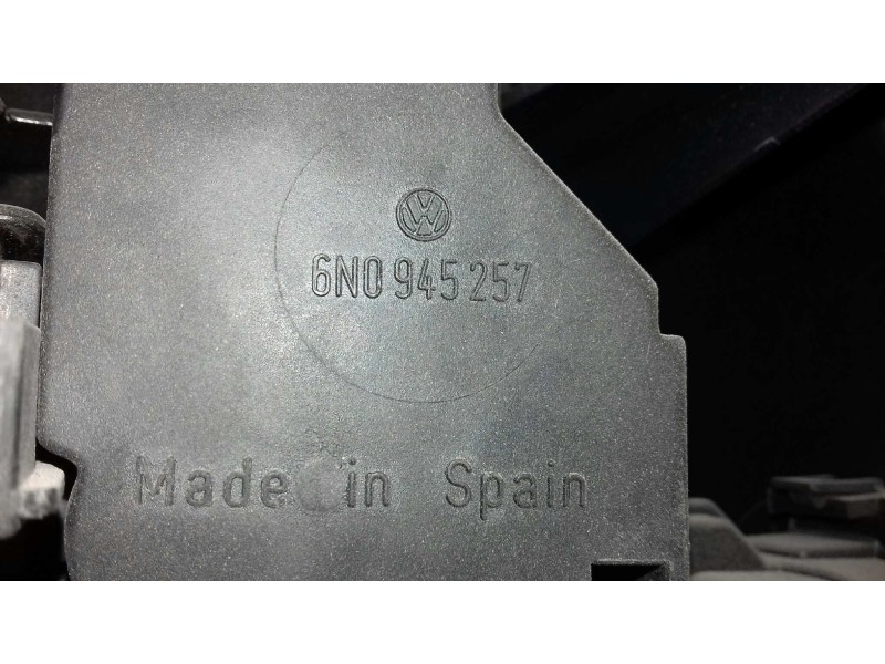 Recambio de piloto trasero izquierdo para volkswagen polo berlina (6n1) confort referencia OEM IAM   