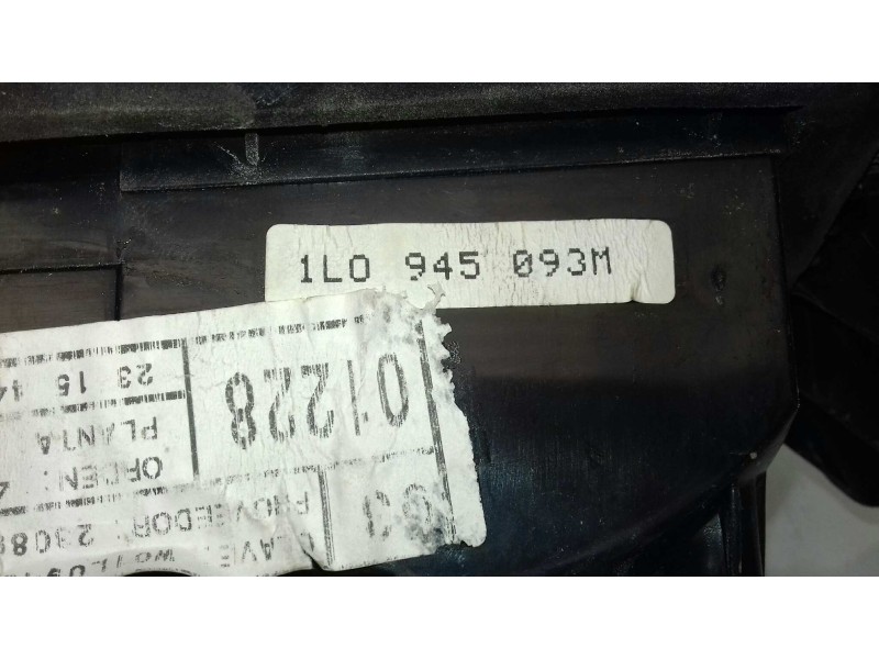 Recambio de piloto trasero izquierdo para seat toledo (1l) base referencia OEM IAM 1L0945093M  INT-PORTON