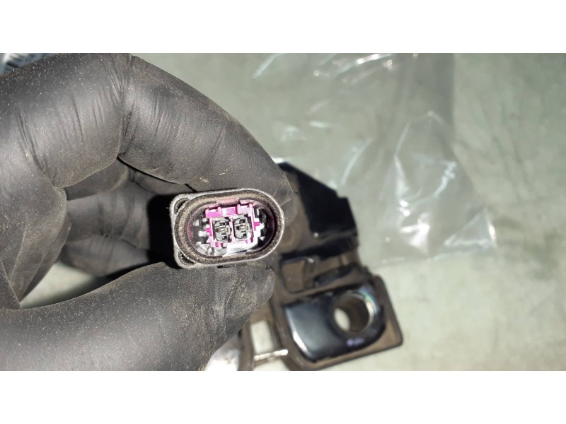 Recambio de cerradura maletero / porton para volkswagen polo (9n1) conceptline referencia OEM IAM   