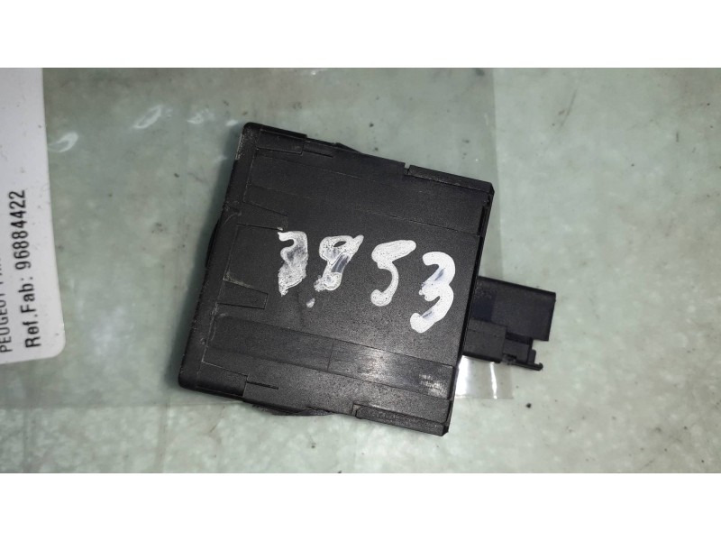 Recambio de mando luces para peugeot partner kasten confort l1 referencia OEM IAM 96884422  