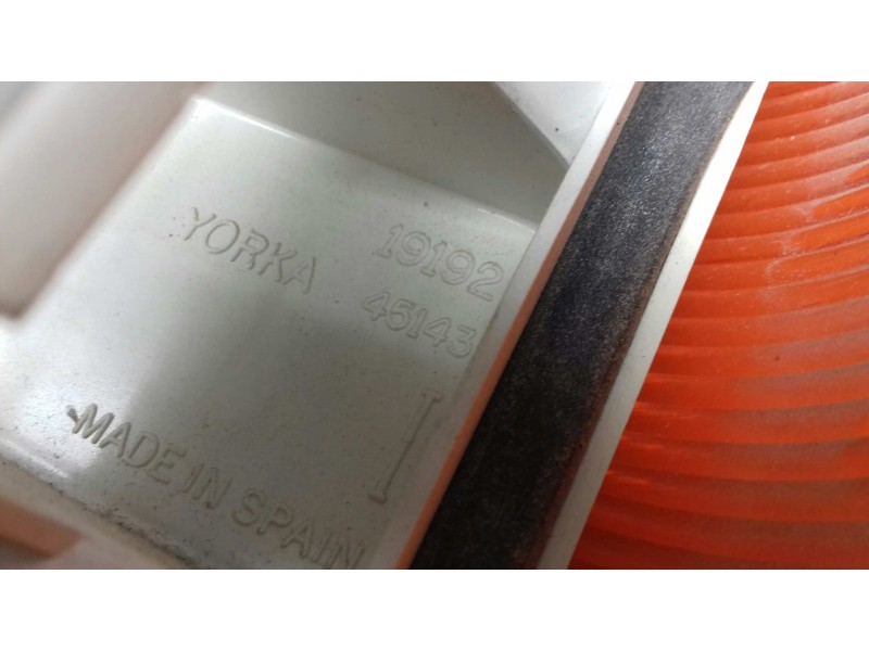 Recambio de piloto trasero izquierdo para seat trans 30.89 cv / 42.01 kw referencia OEM IAM 45143  