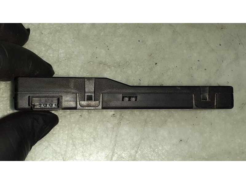 Recambio de modulo electronico para opel adam unlimited ecoflex referencia OEM IAM 13500144 M3N284019 RECEPTOR LLAVE