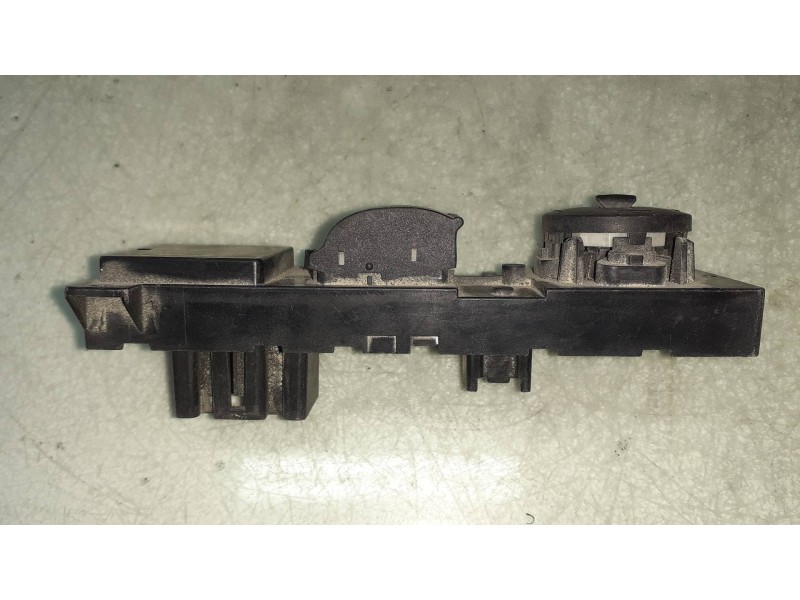 Recambio de mando elevalunas delantero izquierdo para ford focus berlina (cap) ghia referencia OEM IAM 3M5T14529 03168003 