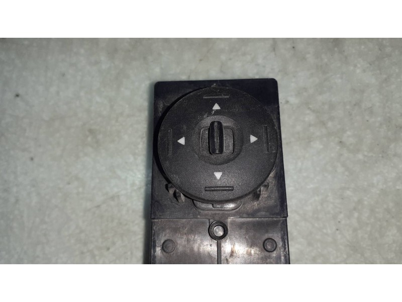 Recambio de mando elevalunas delantero izquierdo para ford focus berlina (cap) ghia referencia OEM IAM 3M5T14529 03168003 